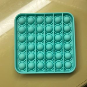 Teal square pop it